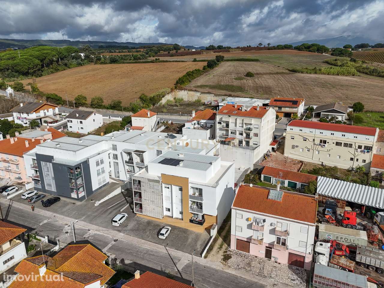 Apartamento T3 com terraço e churrasqueira – Merceana, Alenquer - Grande imagem: 3/36