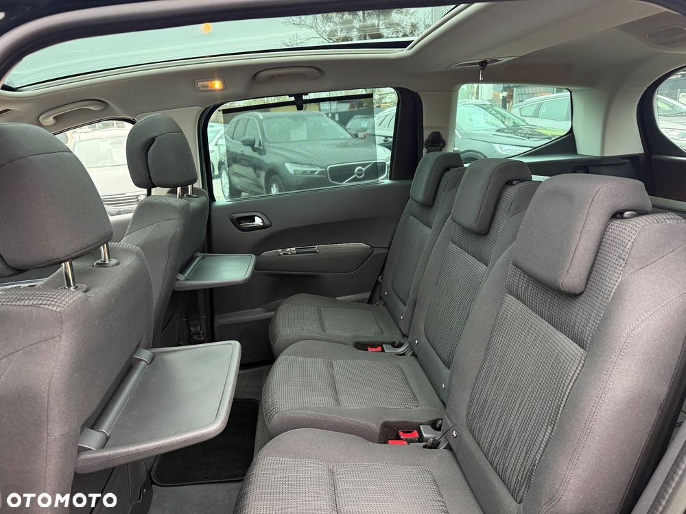 Peugeot 5008 HDI FAP 115 Access - 18