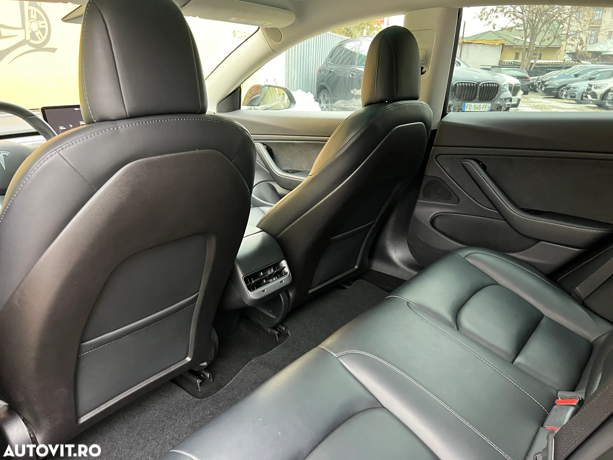 Tesla Model 3 Langstreckenbatterie Allradantrieb Dual Motor - 8