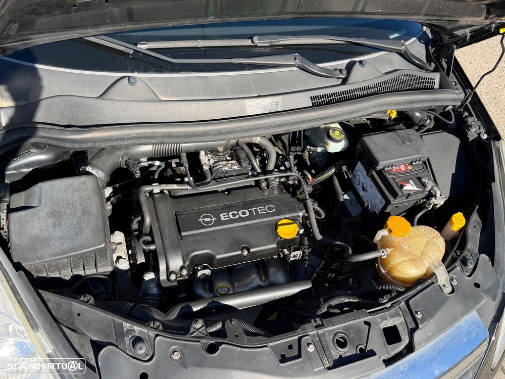 Opel Corsa 1.2 Cosmo - 19