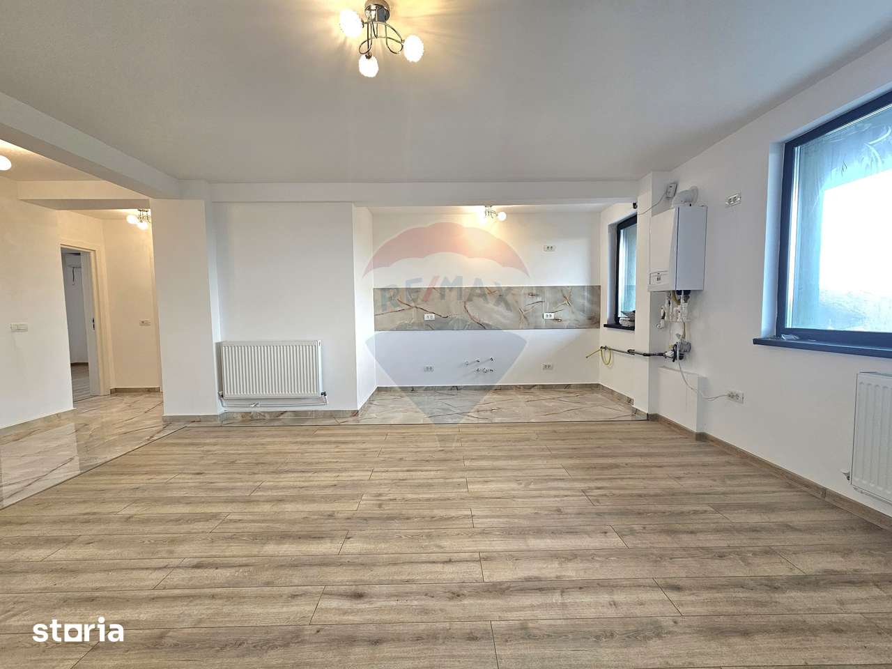 Apartament cu 3 camere de vanzare Ovidiu Constanta parcare inclusa — fotografia 1