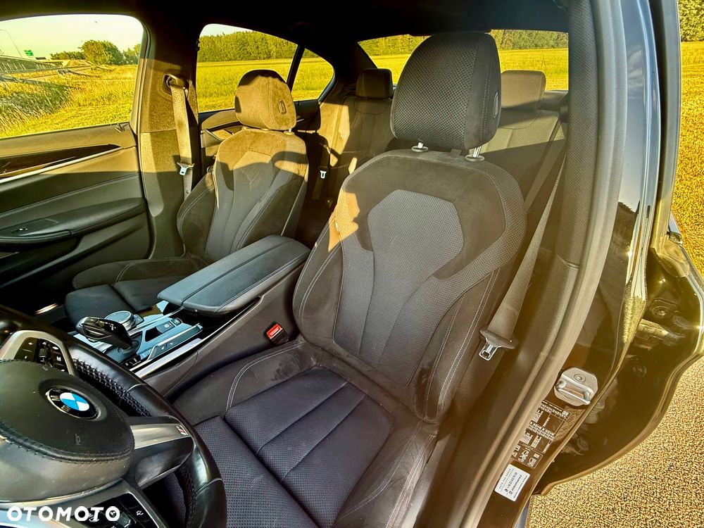 BMW Seria 5 530i xDrive M Sport sport - 15