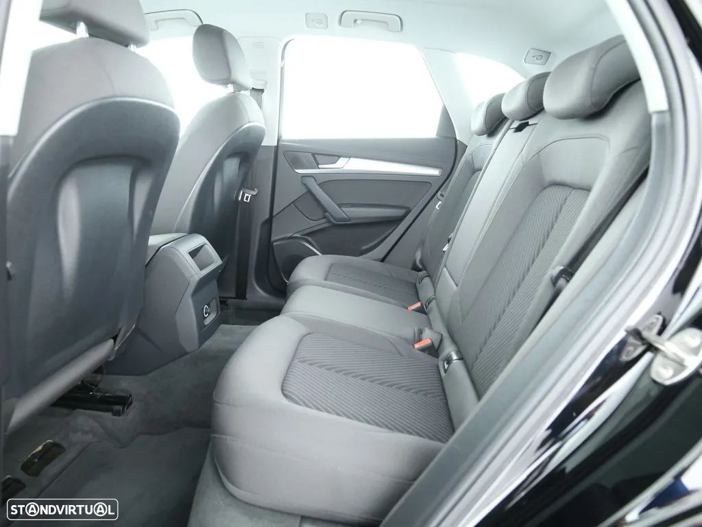 Audi Q5 2.0 TDI Sport - 9
