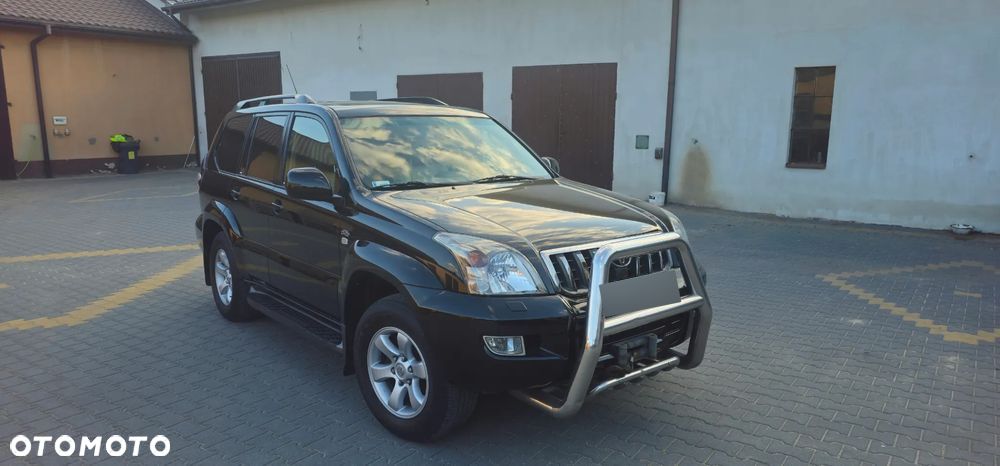 Toyota Land Cruiser - 2