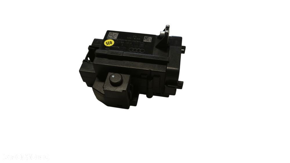 AUDI A4 B8 08r STACYJKA 8K0909131C - 1