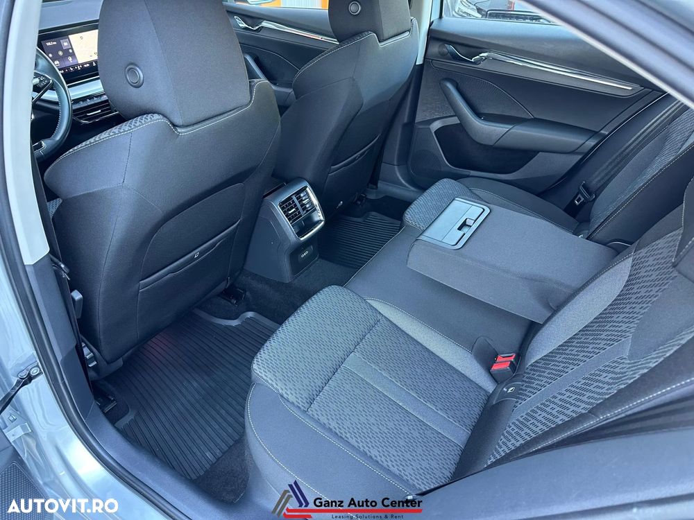 Skoda Octavia 2.0 TDI DSG Style - 16