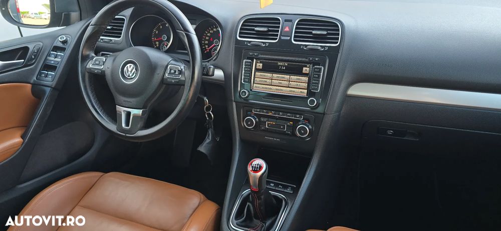 Volkswagen Golf 1.4 TSI Individual - 15