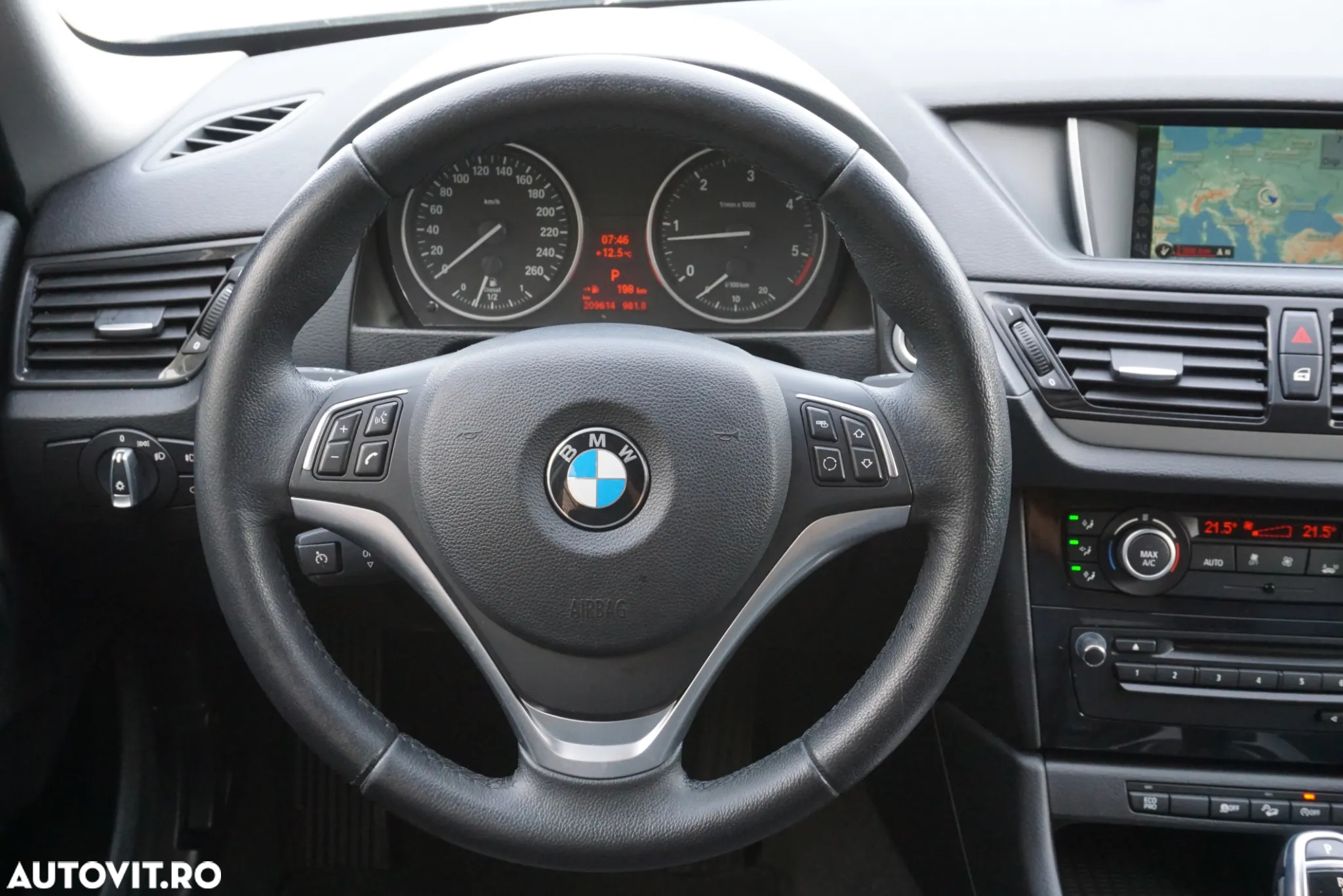 BMW X1 xDrive18d Aut. Sport Line - 17