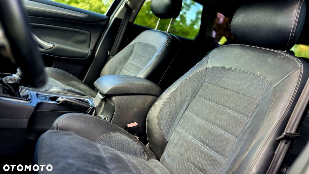 Ford Mondeo - 8