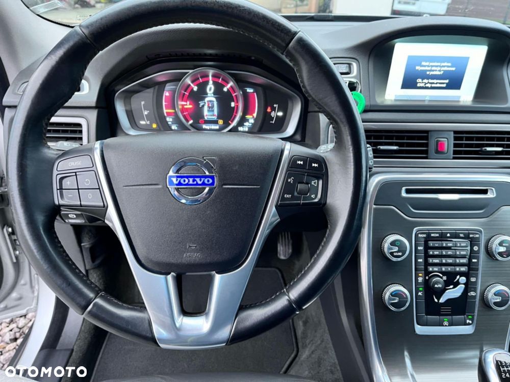 Volvo XC 70 D4 Drive-E Momentum - 32