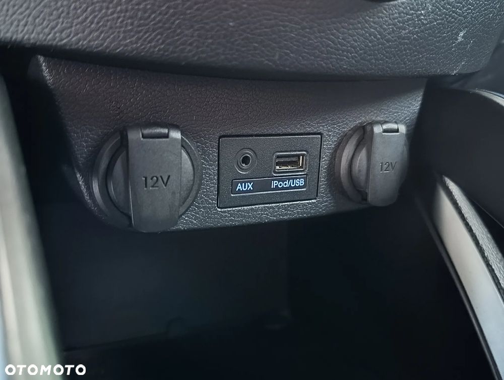 Hyundai Veloster 1.6 Turbo Automatik Style - 33