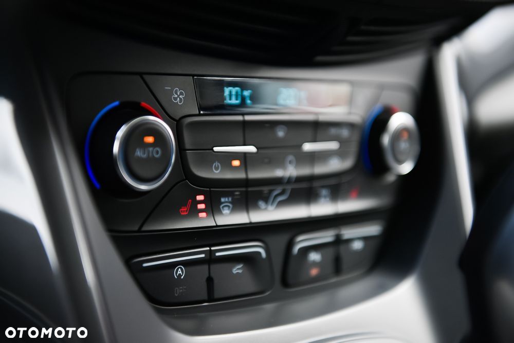 Ford Kuga Vignale 2.0 TDCi AWD - 31