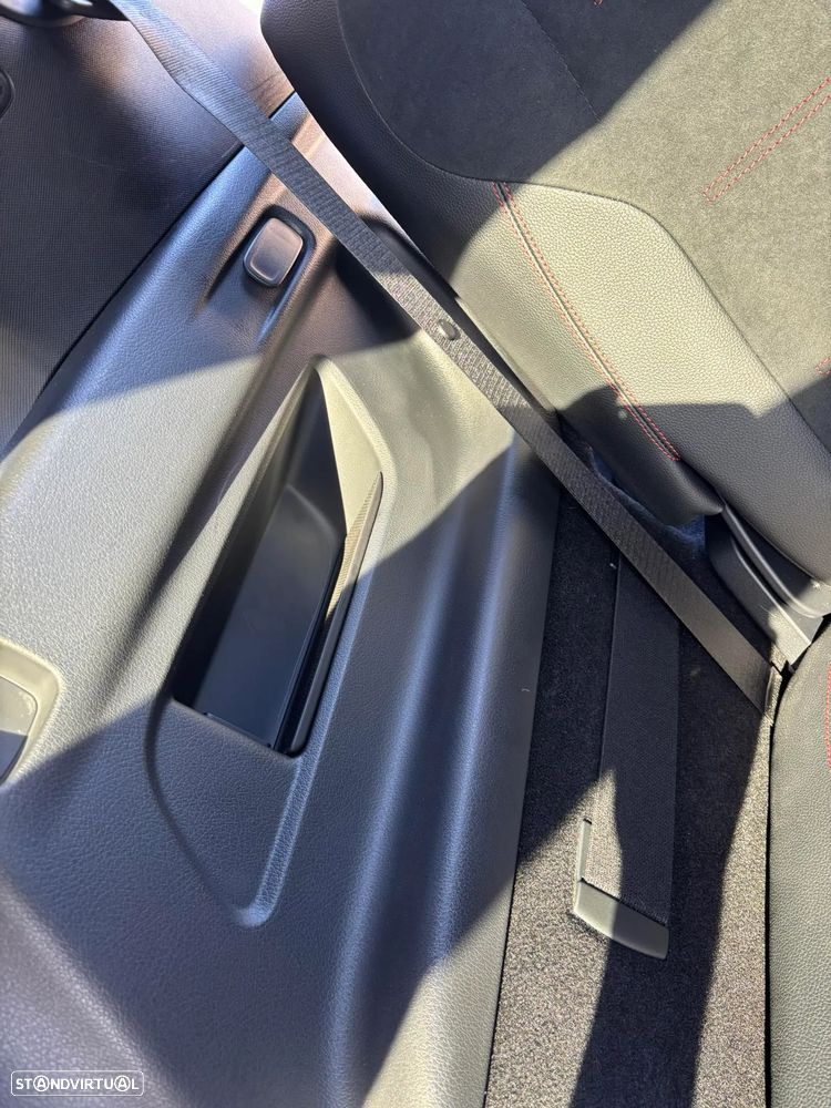 Mercedes-Benz EQB 350 4Matic AMG Line - 23