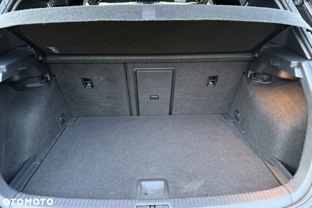 Volkswagen Golf GTD 2.0 TDI SCR DSG - 28