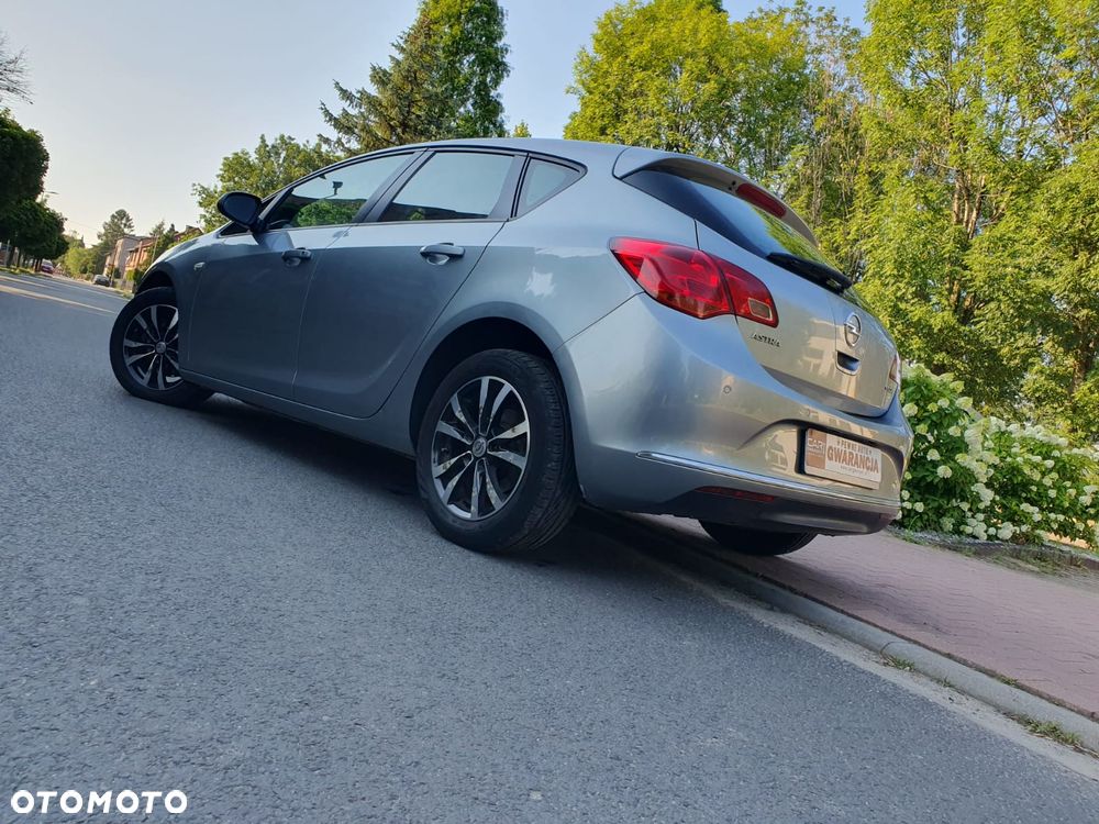 Opel Astra 1.3 CDTI DPF Edition - 22