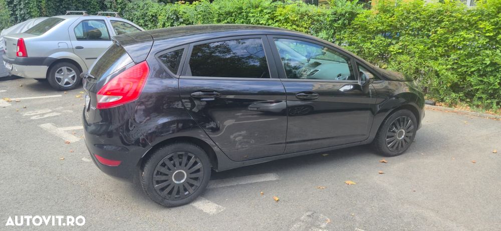 Ford Fiesta - 2