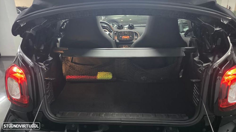 Smart Fortwo Cabrio EQ - 18