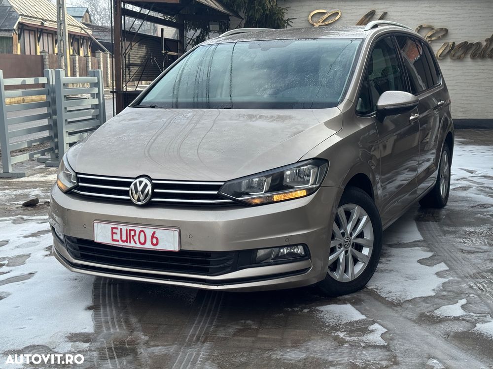 Volkswagen Touran 1.6 TDI SCR (BlueMotion Technology) DSG Comfortline - 1