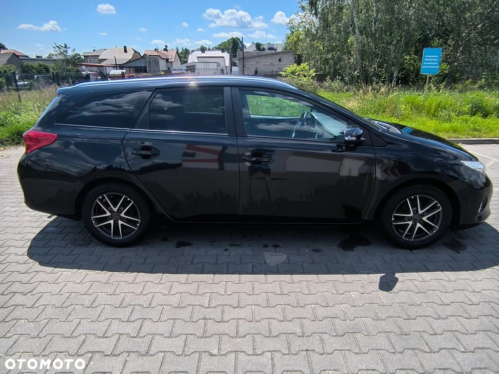 Toyota Auris 1.6 Edition - 5