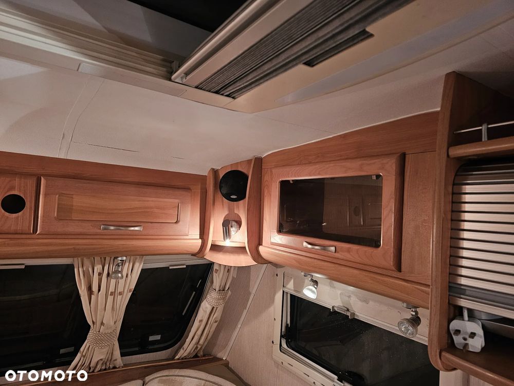 Hobby - FLEETWOOD. DMC-1350. WŁĄCZ FILMIK ! WERSJA VIP ! 2 SYPIALNIE. 4-6 os. ŁAZIENKA. NOWY SOLAR i PRZEDSIONEK ! - 18