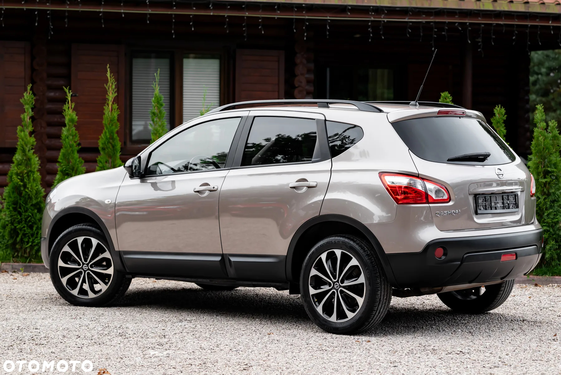 Nissan Qashqai 2.0 4x4 CVT tekna - 10