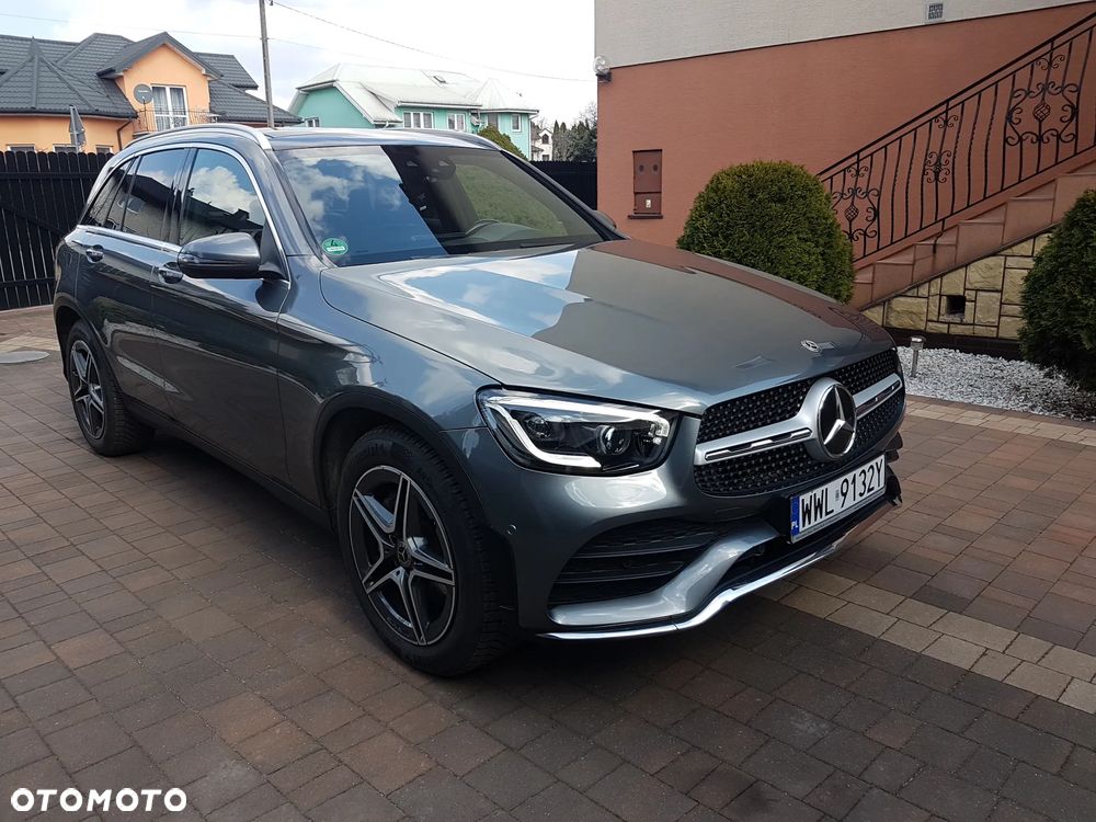 Mercedes-Benz GLC 200 4Matic 9G-TRONIC AMG Line - 1