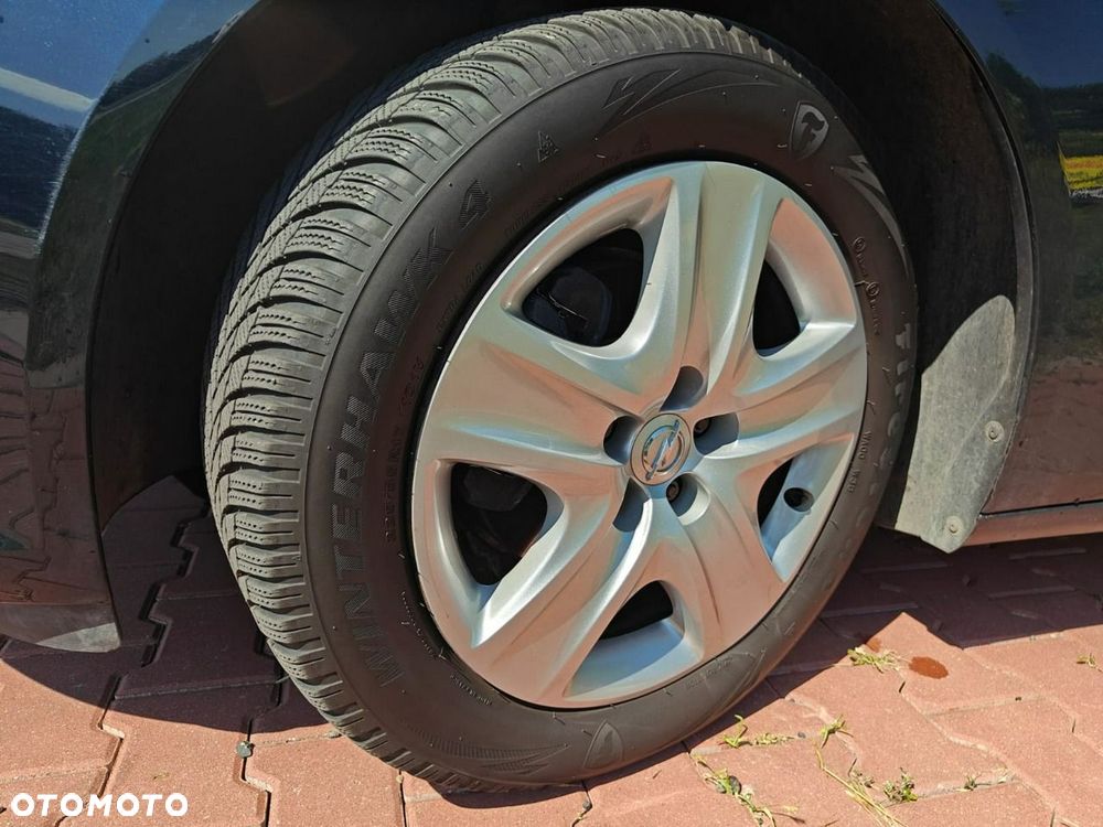 Opel Insignia - 21
