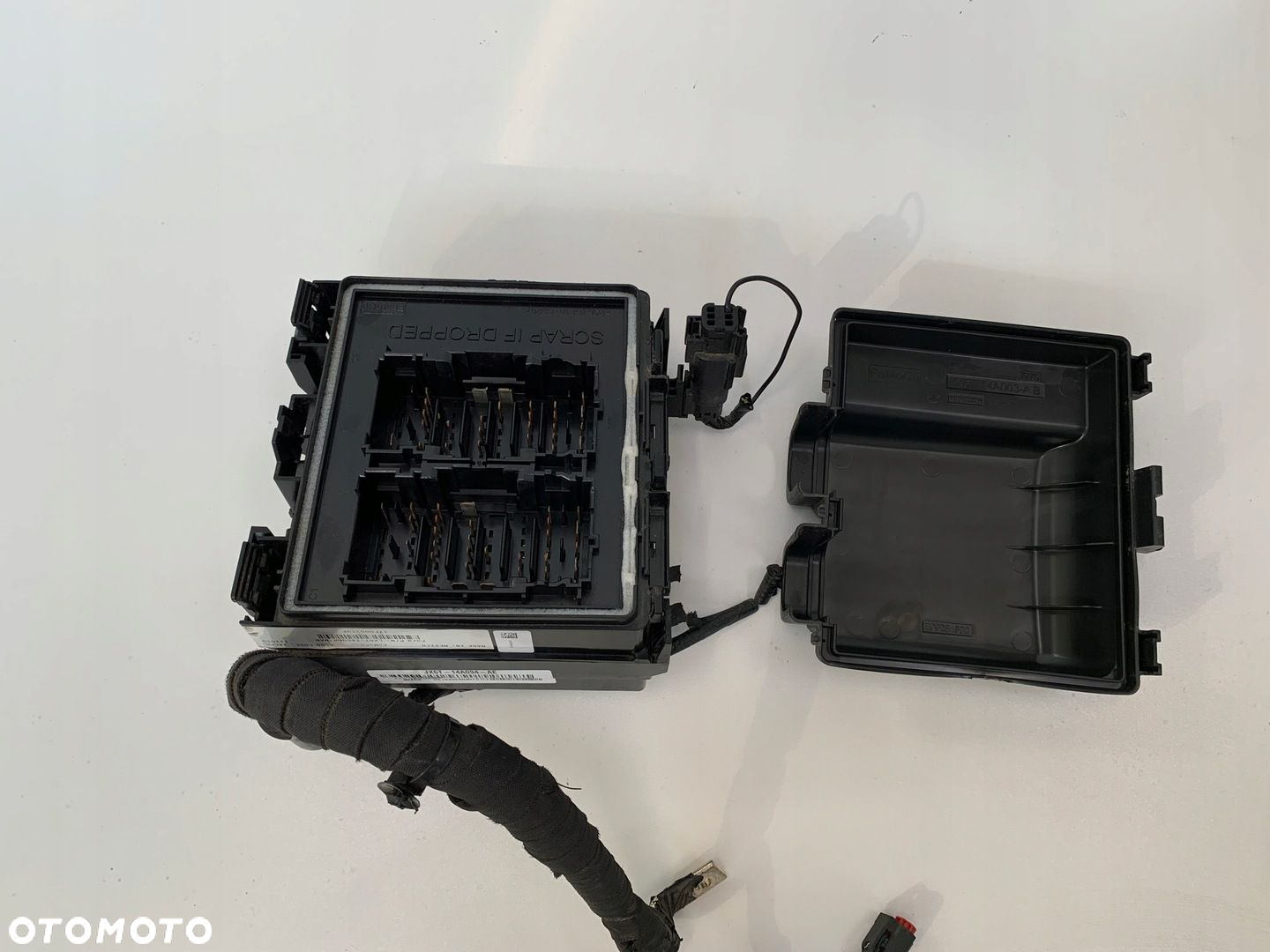 FORD ESCAPE MK4 IV 2020- SKRZYNKA BEZPIECZNIKÓW SILNIKA 2.0 ECOBOOST KOMPL - 10