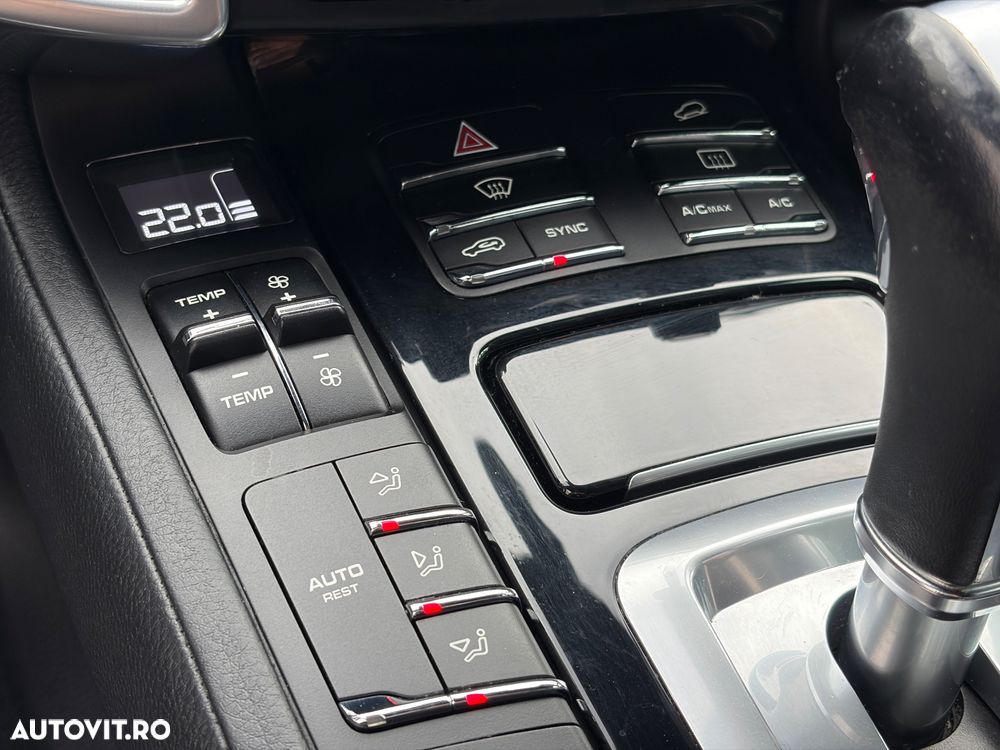 Porsche Cayenne Platinum Edition - 20