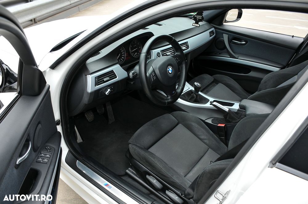 BMW Seria 3 318i Edition Sport - 12