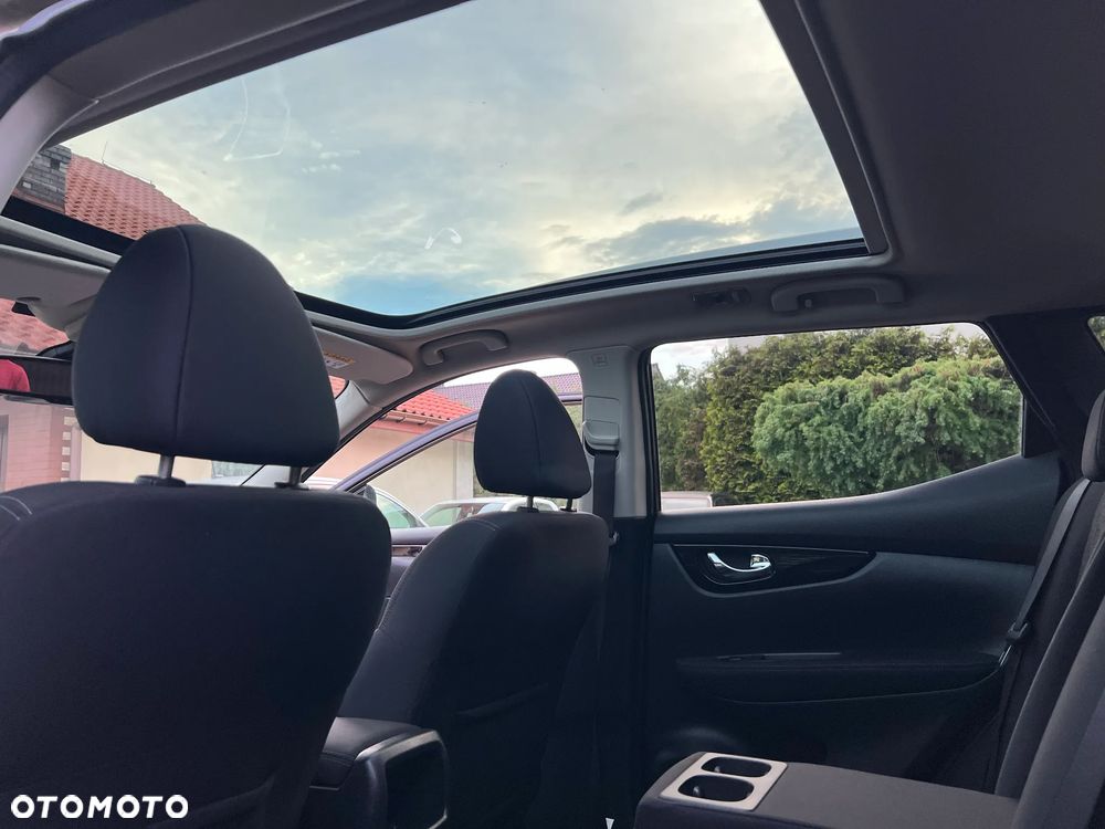 Nissan Qashqai 1.2 DIG-T N-Connecta EU6 - 10