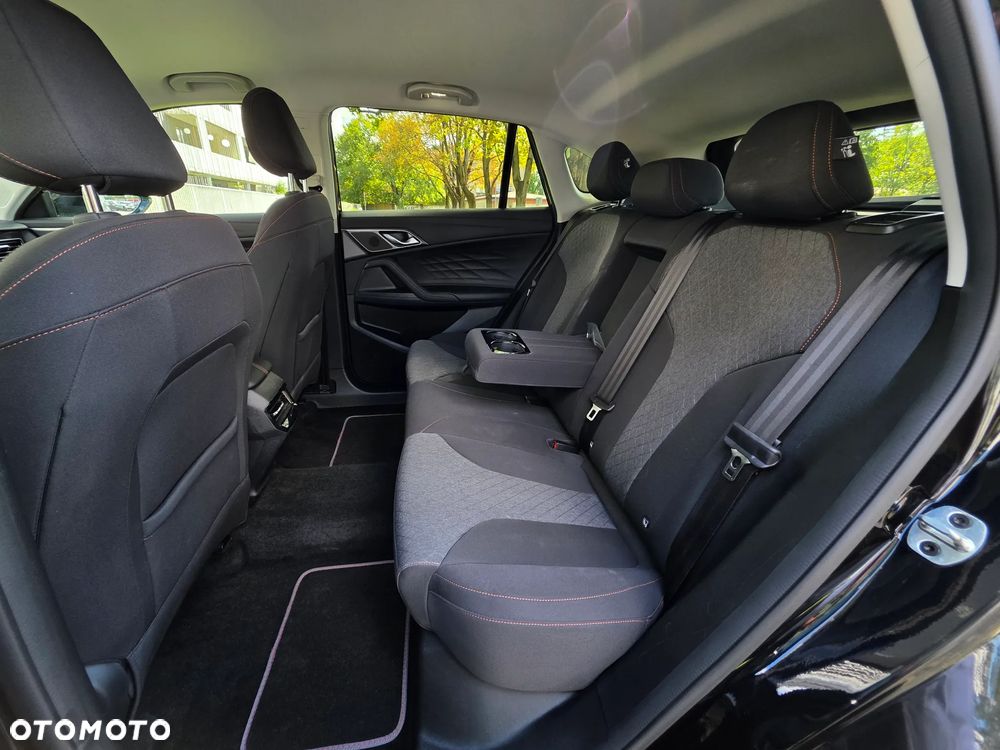 MG HS PHEV Comfort - 28