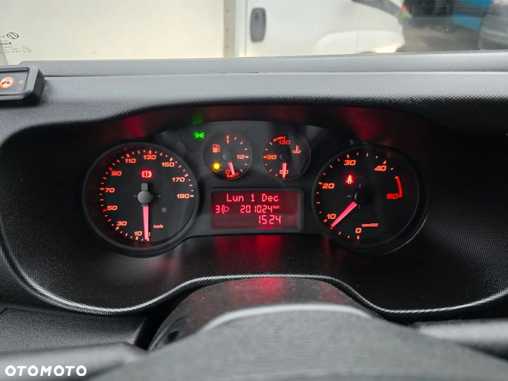 Iveco 35c14 Kontener+Winda - 17