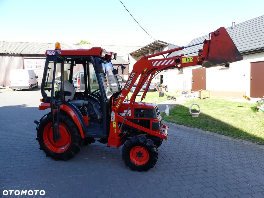 Kubota ST 30*30KM*4X4*2000r.* TUR - 20