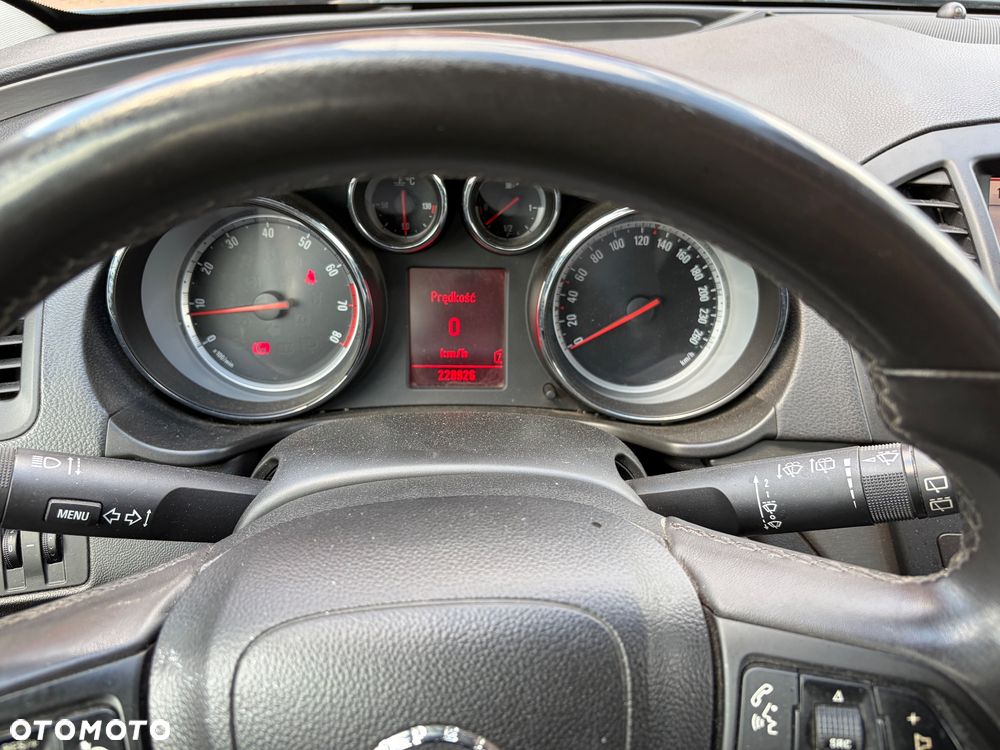 Opel Insignia 1.8 Cosmo - 27