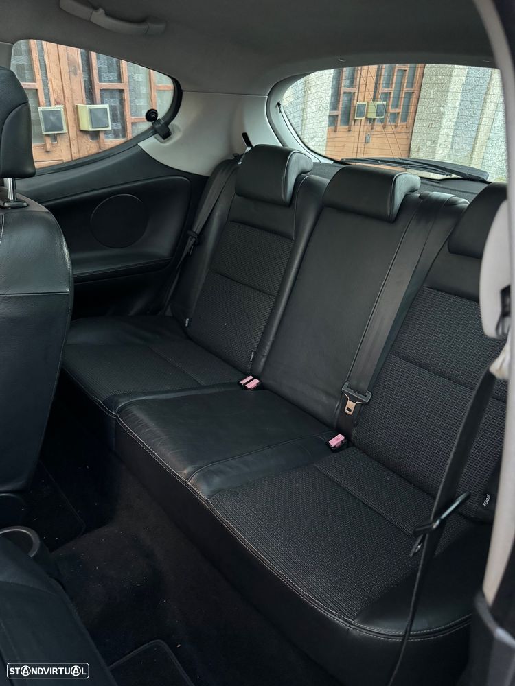 Peugeot 207 1.6 HDi Sport - 8