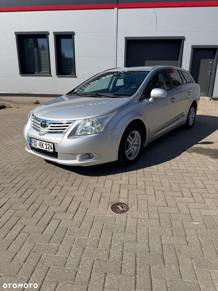 Toyota Avensis 2.0 D-4D Edition - 2