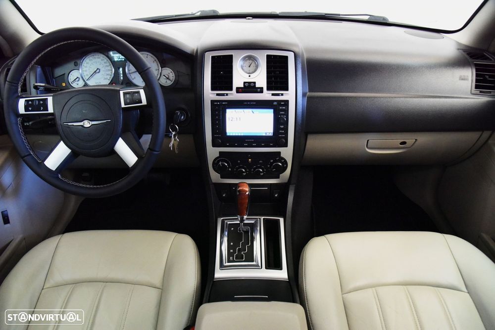 Chrysler 300 C 3.0 CRD - 25