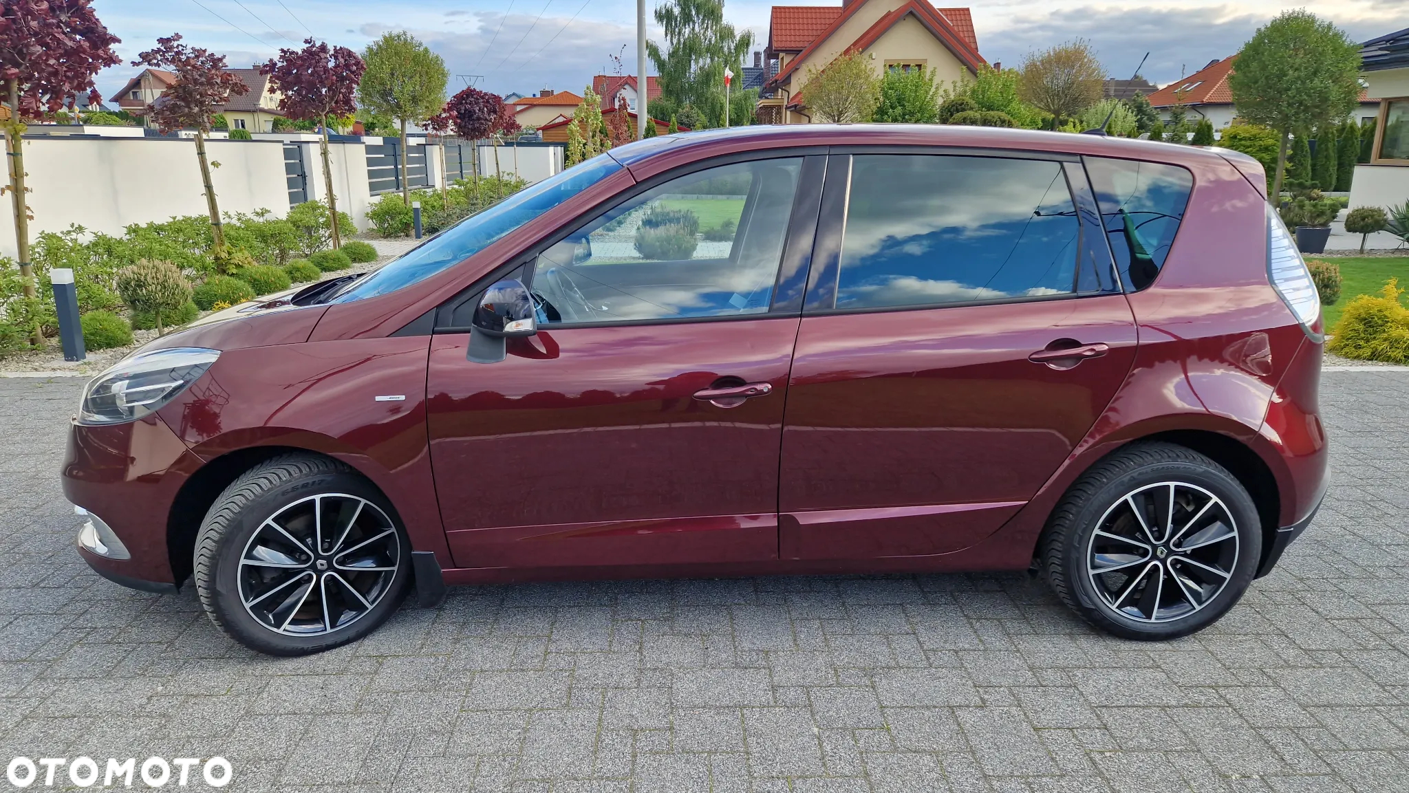 Renault Scenic ENERGY TCe 115 Bose Edition - 3