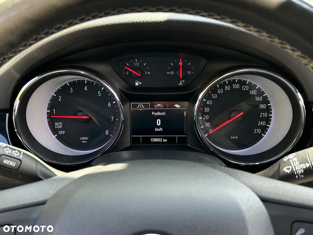 Opel Astra 1.6 T Elite S&S - 22