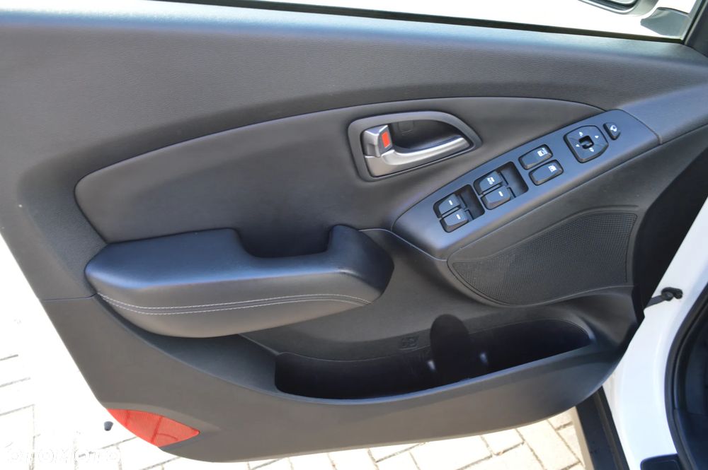 Hyundai ix35 1.7 CRDi Comfort 2WD - 24