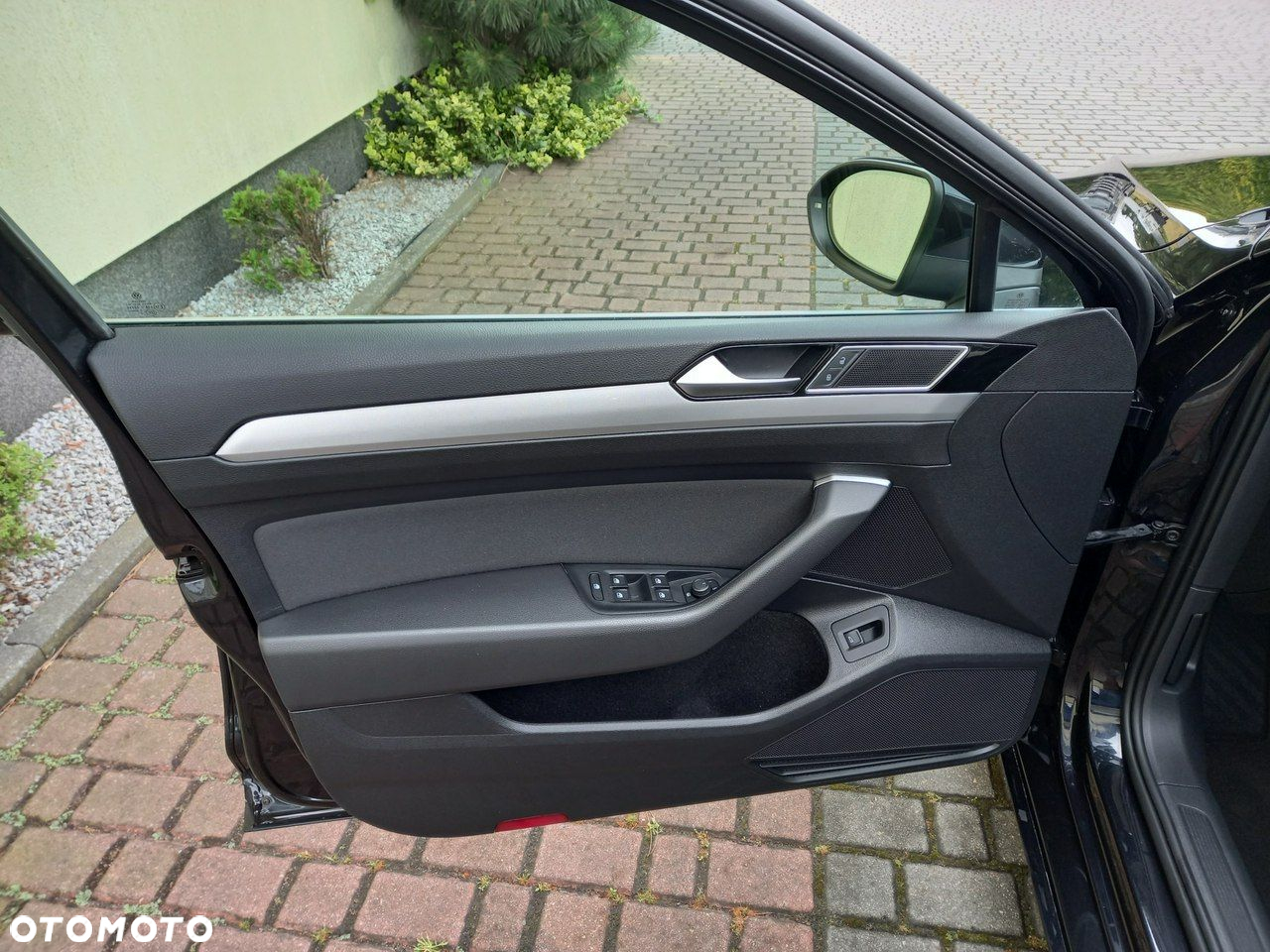 Volkswagen Passat 2.0 TDI BMT Trendline - 32