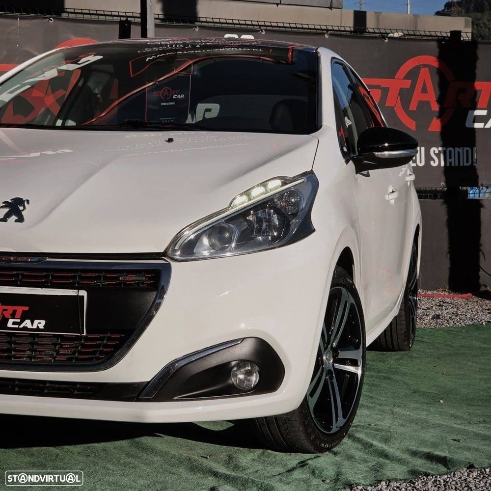 Peugeot 208 1.6 BlueHDi GT Line - 29