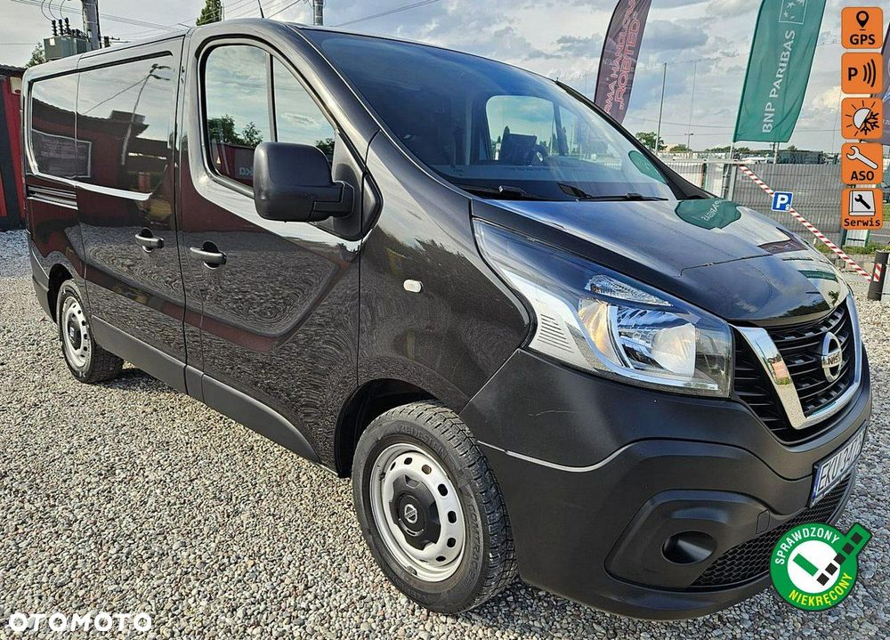 Nissan NV300 - 1