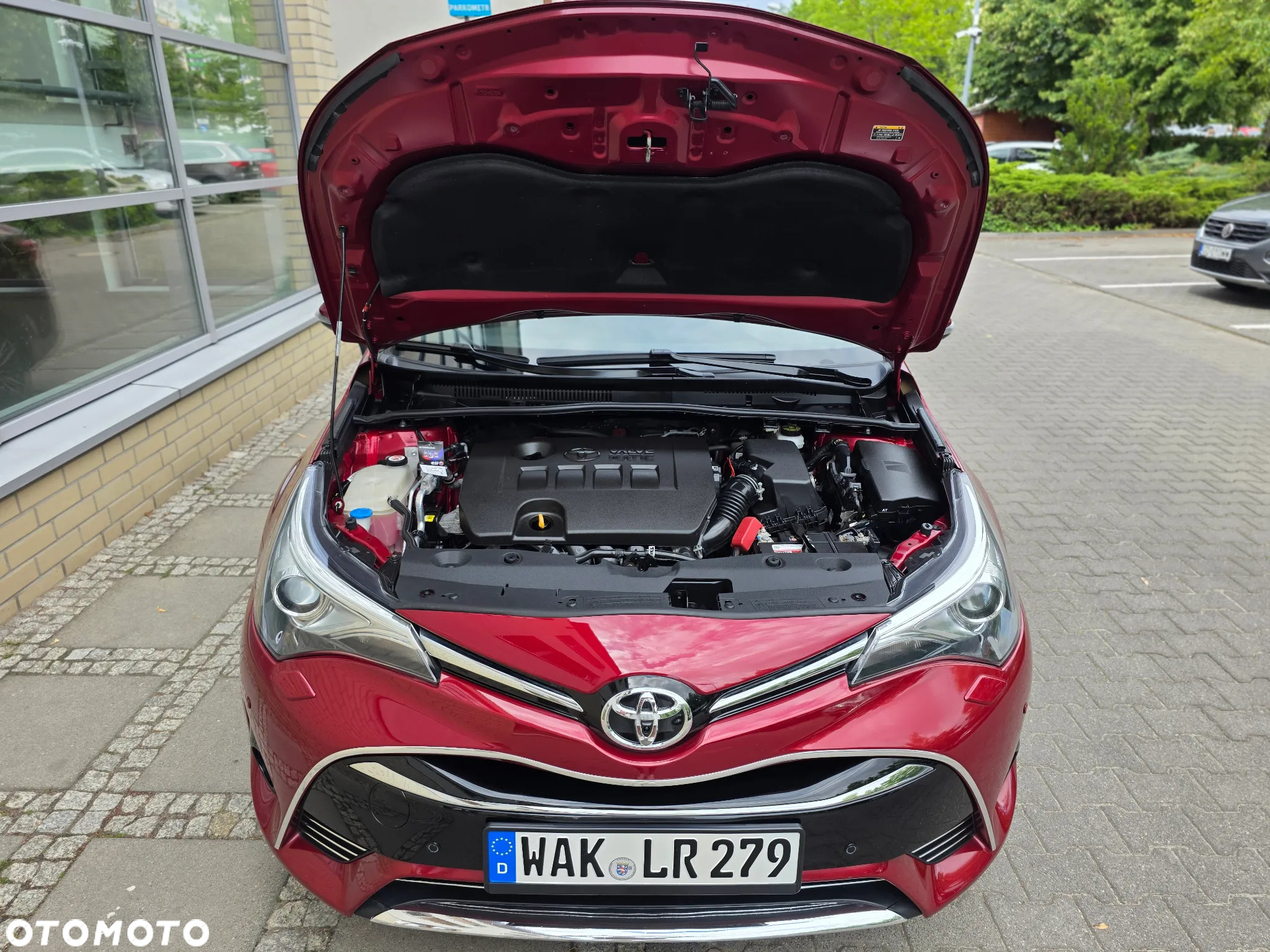 Toyota Avensis 1.8 Prestige - 12