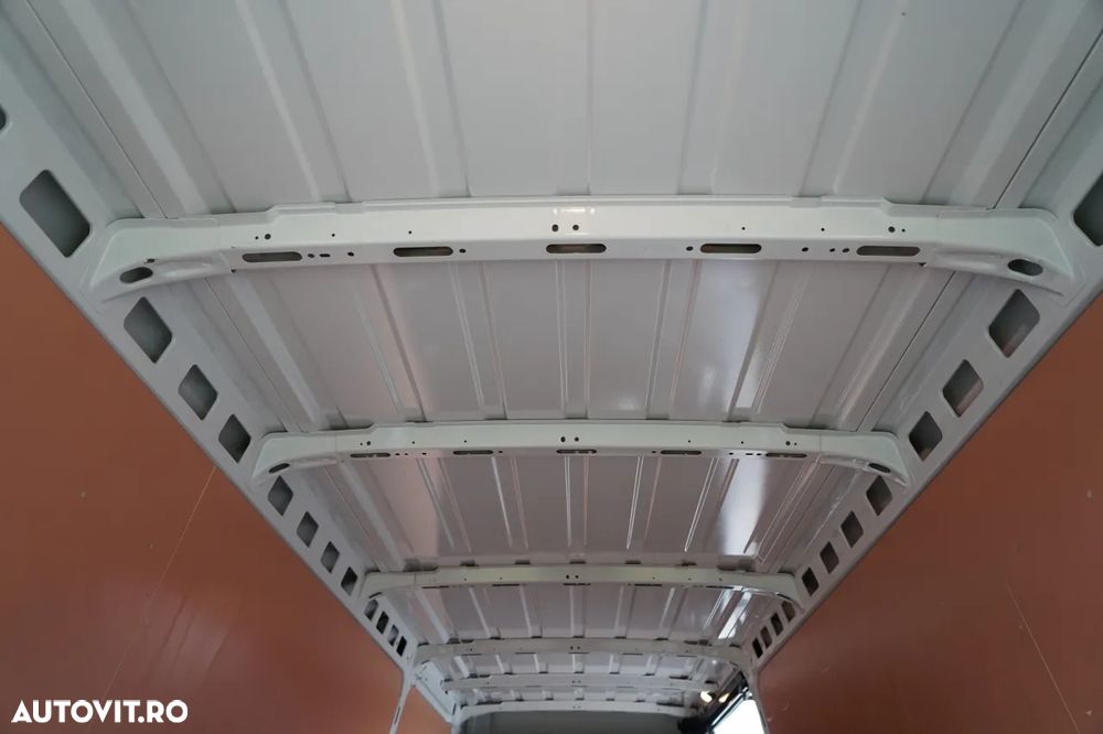 Iveco DAILY 35-140 / TIN / PANEL / MANUAL - 23