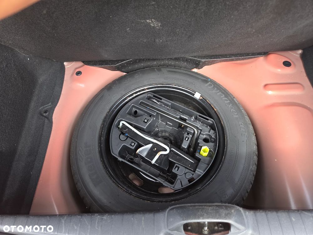 Peugeot 208 - 27