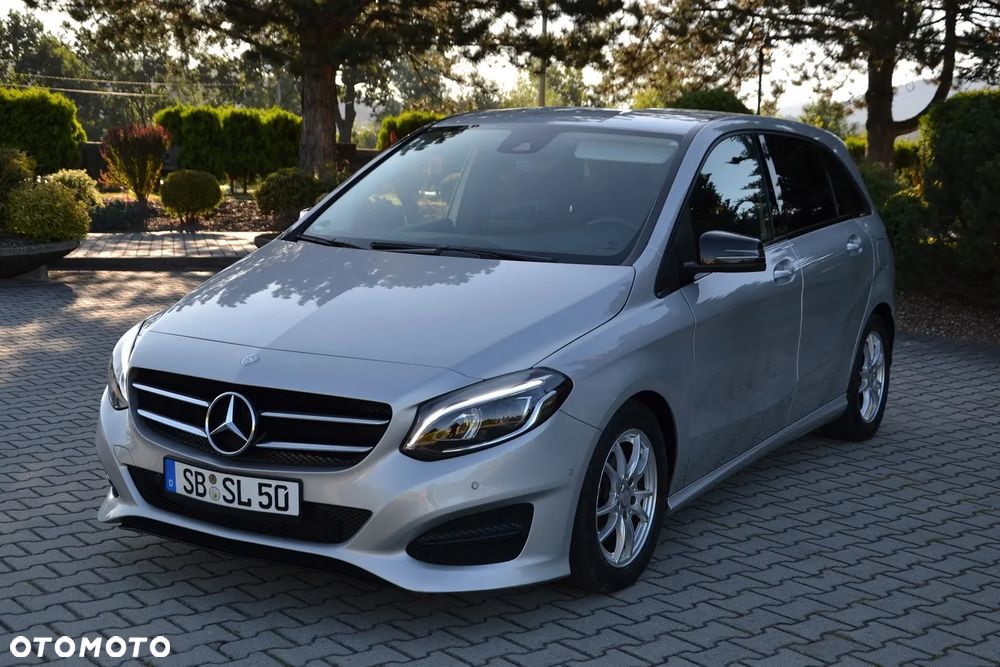 Mercedes-Benz Klasa B 200 7G-DCT UrbanStyle Edition - 1
