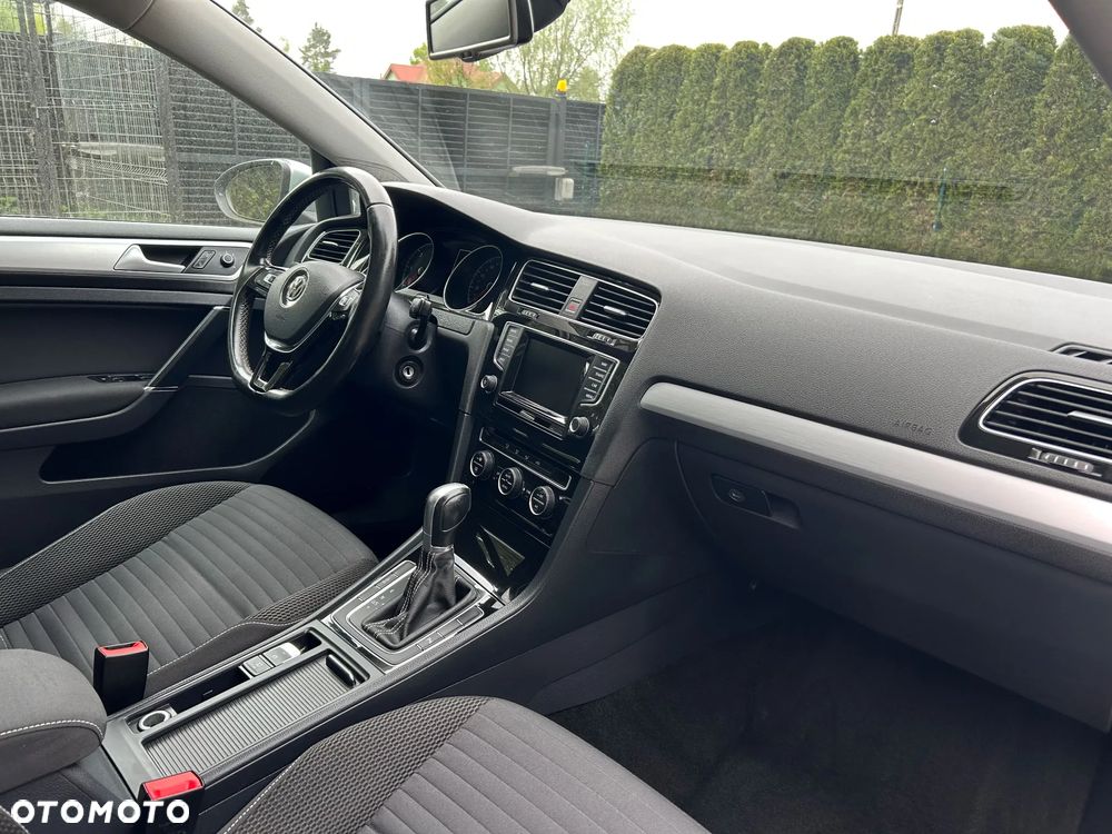 Volkswagen Golf 1.6 TDI BlueMotion Technology DSG Cup - 5