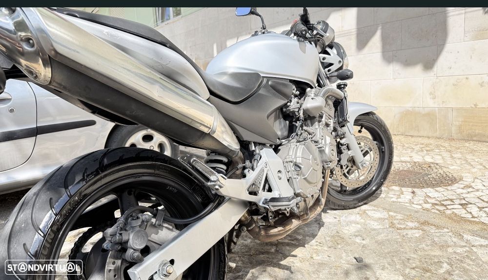Honda Hornet - 4